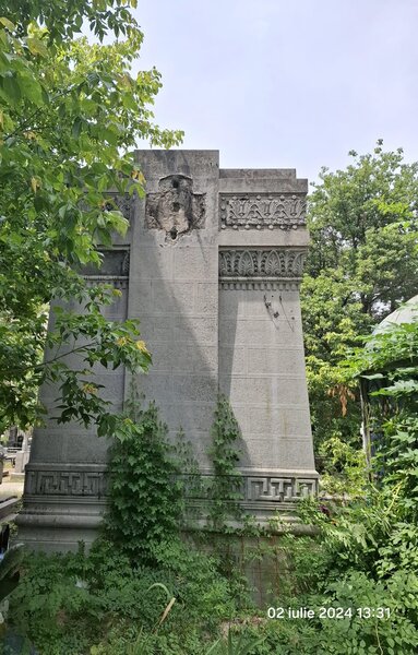 Vand loc de veci Bucuresti, Colentina, Reinvierea, Cavou 2 locuri, liber,