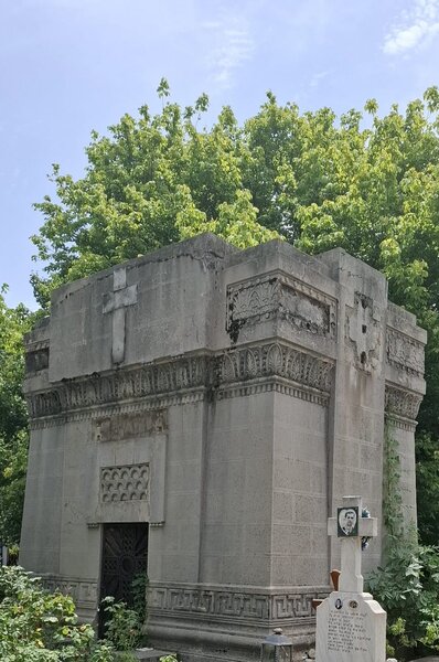 Vand loc de veci Bucuresti, Colentina, Reinvierea, Cavou 2 locuri, liber,